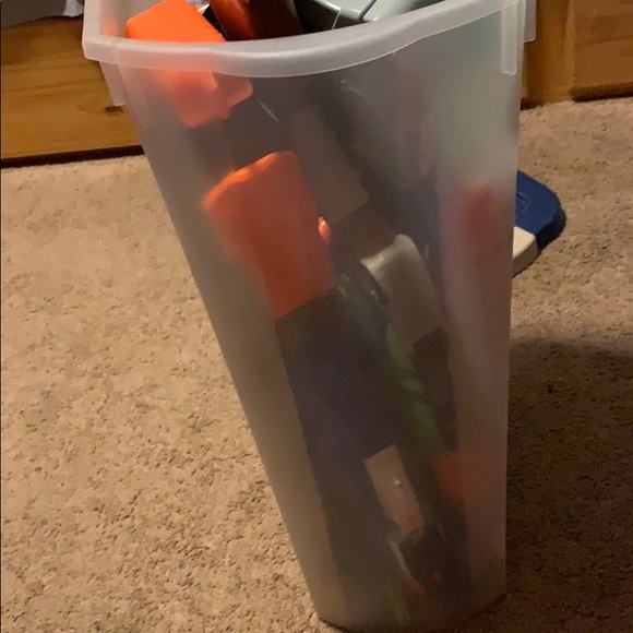 9 nerf guns and 5 lightsabers - Picture 1 of 5